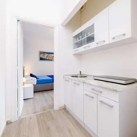Estate4home - Casa Laura Гостевой дом *