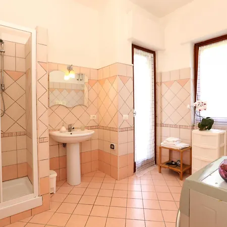 Estate4home - Casa Laura سانتّانييلّو