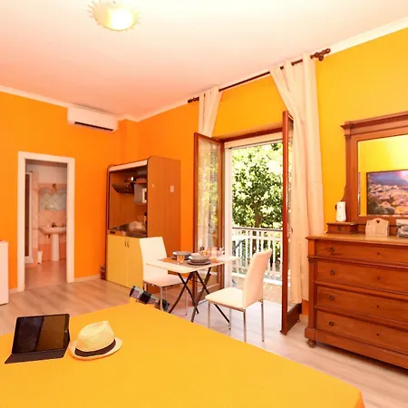Maison d'hôtes Estate4home - Casa Laura